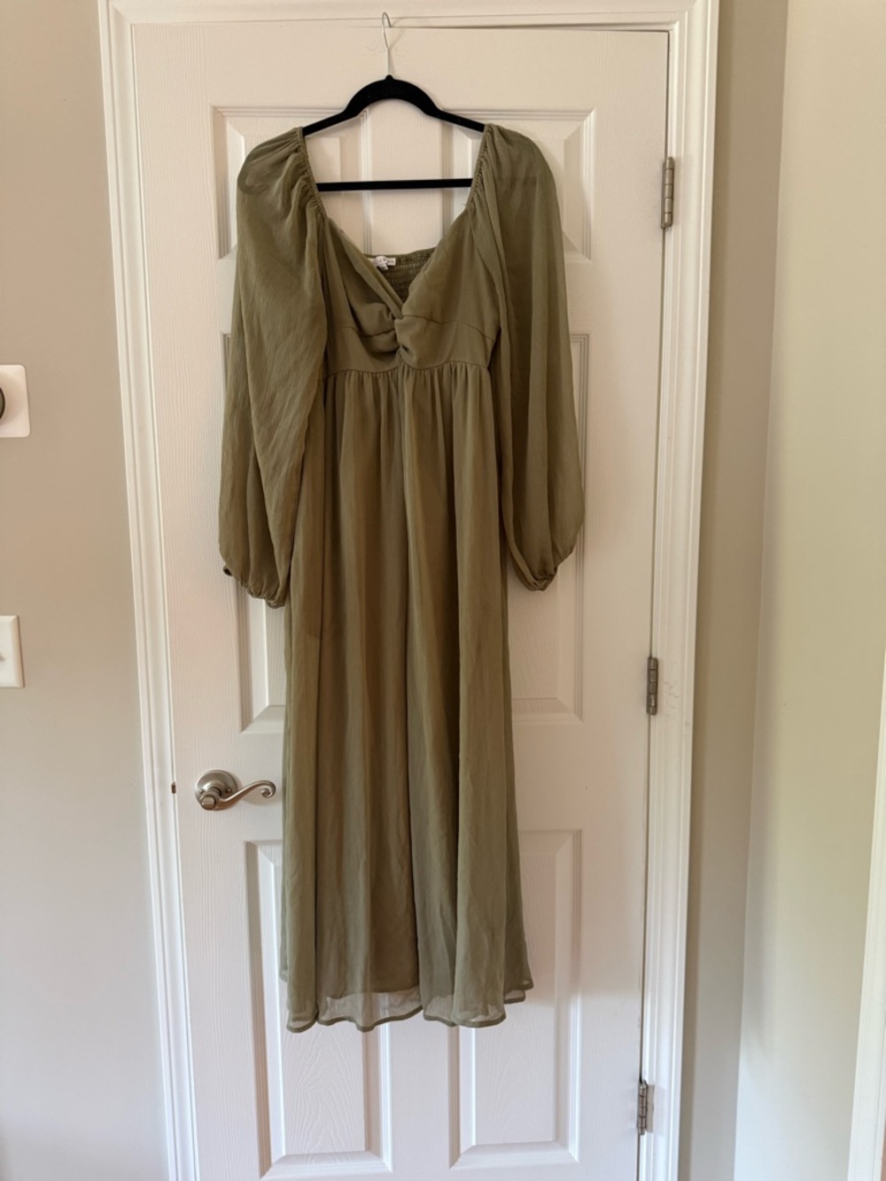 Olive Long Sleeve Dress ** Bundle 5+ items and name your offer!!! 💖💞